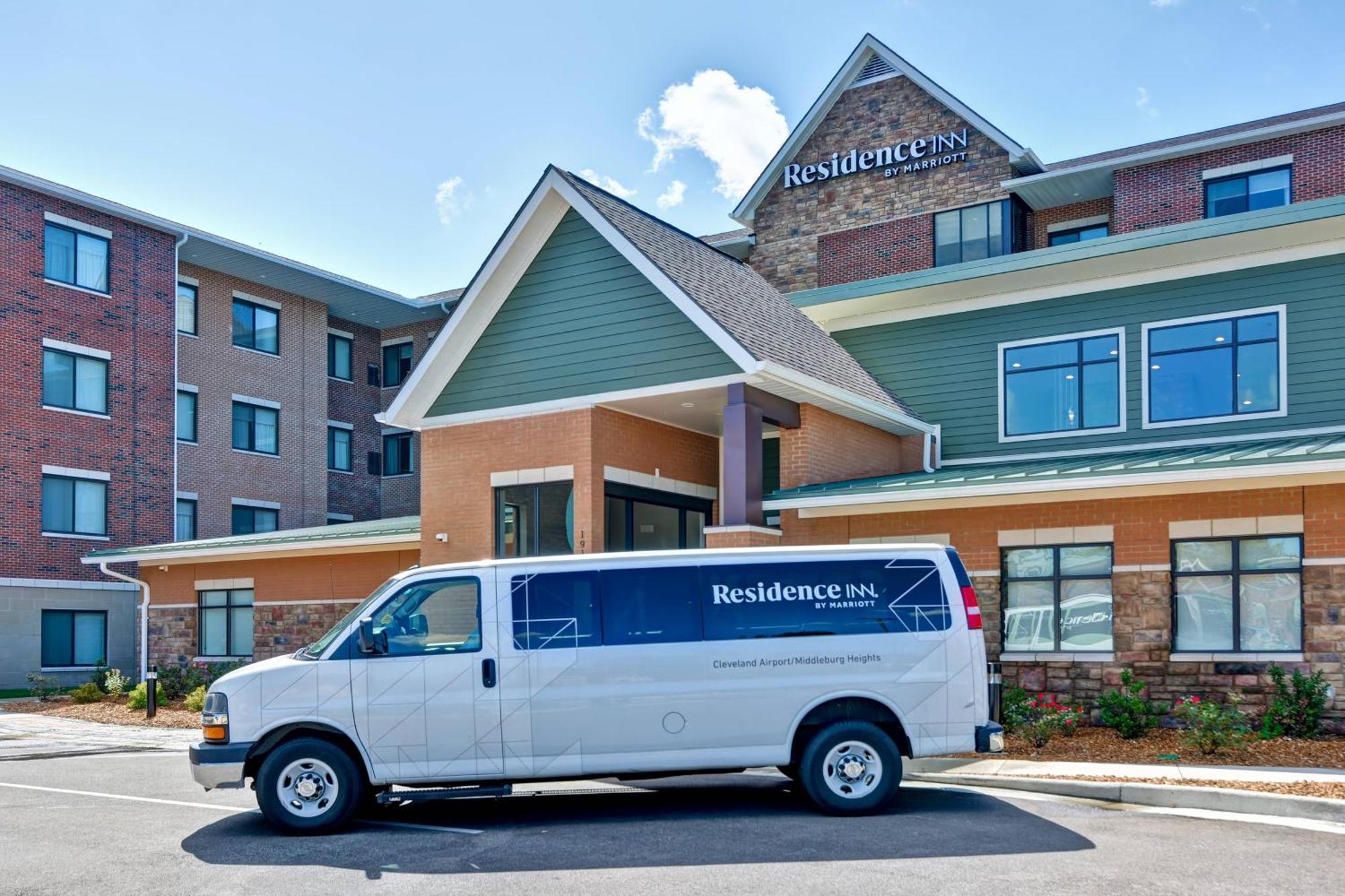 By Marriott Cleveland Airport/middleburg Heights