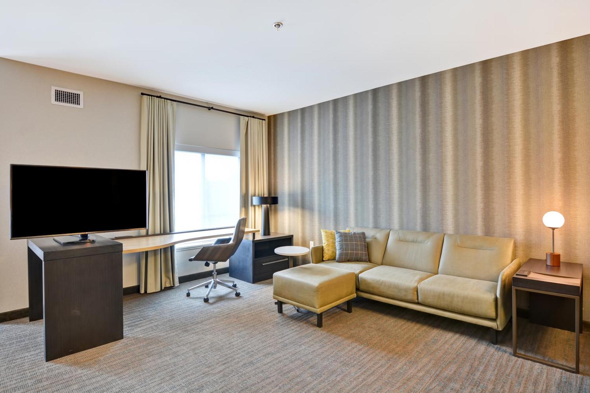 By Marriott Cleveland Airport/middleburg Heights 3* Middleburg Heights
