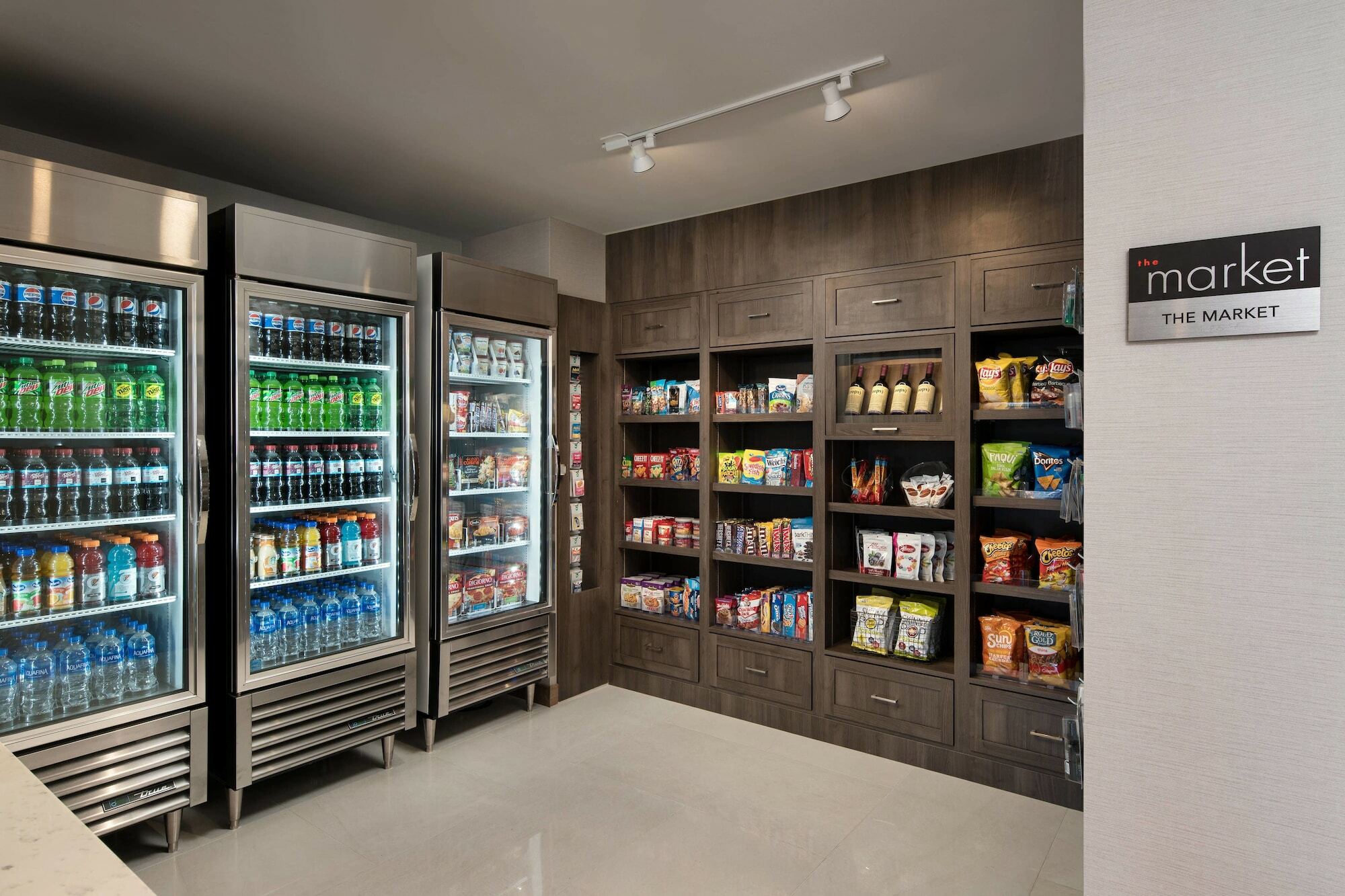 Hotel By Marriott Cleveland Airport/middleburg Heights